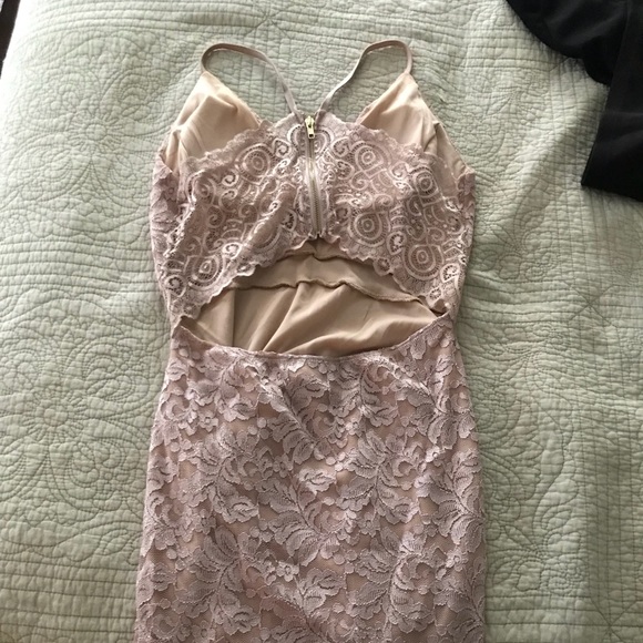 Dress - Picture 2 of 4